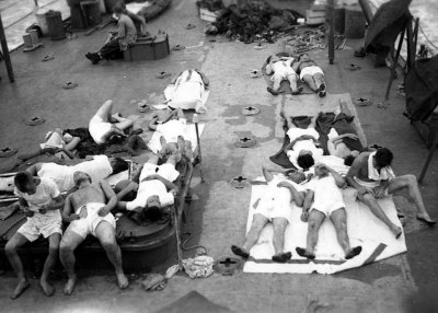 USS Indianapolis- Survivors on deck of the USS Bassett (1)