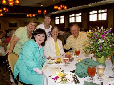 luncheongroup2IMG_1428.jpg