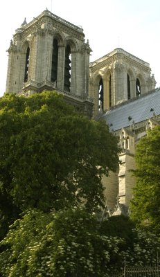 Paris781NikonD100 copy.jpg
