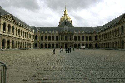 Paris979NikonD100 copy.jpg