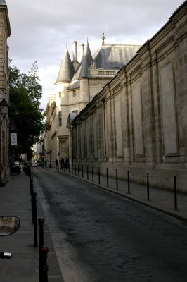 Paris1048NikonD100 copy.jpg