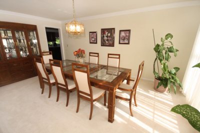 400 dining room.jpg