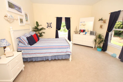 813 bedroom 2web.jpg