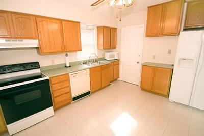 kitchen 023.jpg