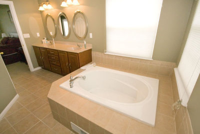master bath 027.jpg