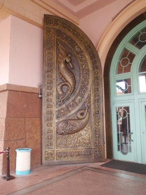 Grand front door into Atlantis