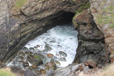 Bottom of the sink hole