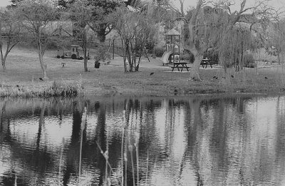 KIDS PLAYGROUND ON THE BANKS OF THE WOLLONDILLY RIVER.