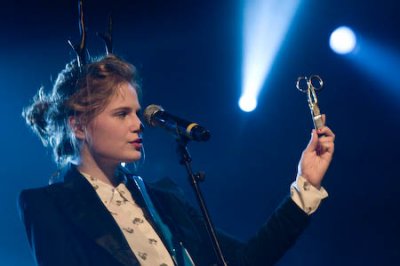 Christine & the queens   Toulouse le 27 octobre et le 25/03/15