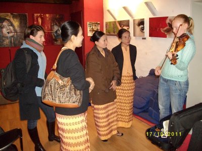 Htwe Oo Myanmar in Europa: Bremen