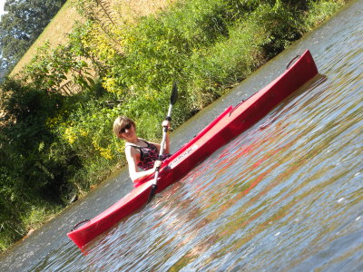 My red 9' kayak
