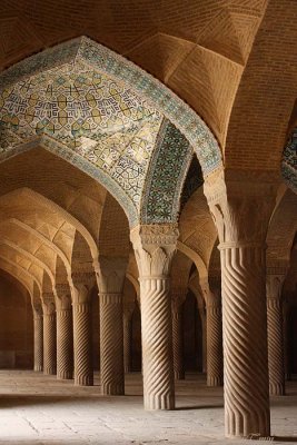 Vakil mosque