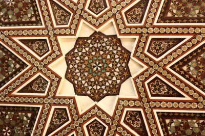 Shiraz ;city of flower 'nd nightingale