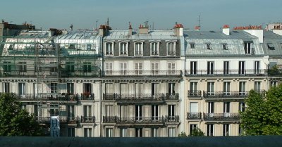 Dernier matin, façades parisiennes