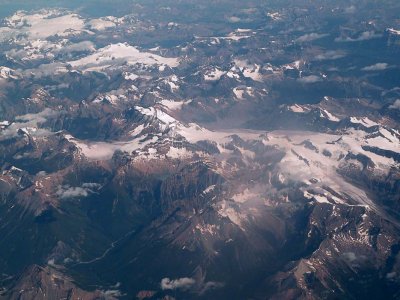 Vol au-dessus des Rocheuses / Flying over the Rockies