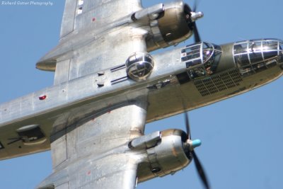 B25