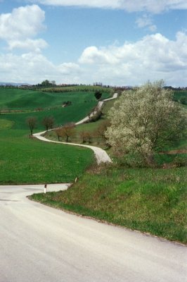 ItalyCountryside1.JPG