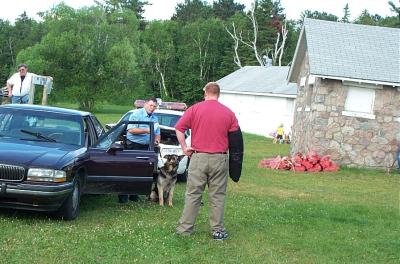 THE ELY K-9 TEAM START THEIR DEMONSTRATION (PHOTO BY GUST)