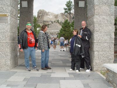 RICKY, JOHN, KAREN AND SANDY AT MOUNT RUSHMORE