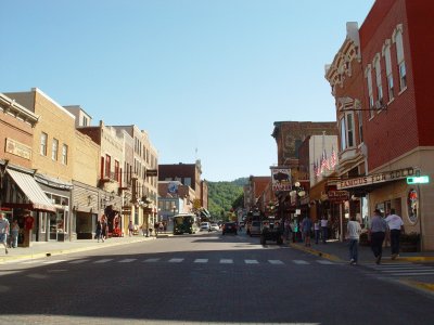 DOWNTOWN DEADWOOD, SD.