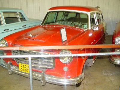 A BUDDY OF MINE HAD ONE OF THESE WHEN WE WERE IN THE AIR FORCE, IT WAS AMAZING HOW MANY OF US GOT INTO IT AT THE SAME TIME
