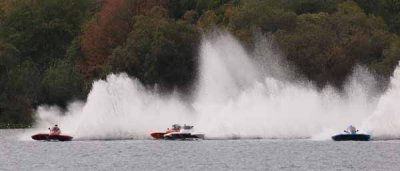 Y-28 Perkins Glass Rides on Roostertail at Salmon Cup 2011