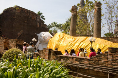  The Reclining Buddha