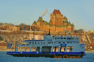  Chteau Frontenac built in 1892 et traversier  (Lomer-Gouin )  Qubec-Lvis