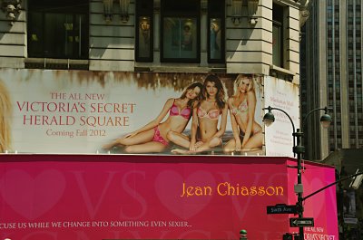 Times Square - Victoria Secrets