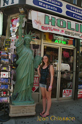 Liberty Statue & Vro