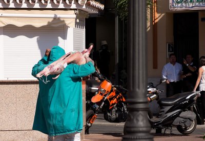 streetmeating.jpg
