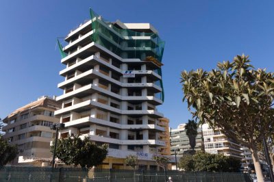 hoteldemolition3-sk.jpg
