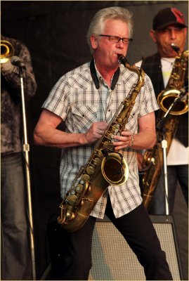 Johnny Colla (Sax, guitar, vocals)