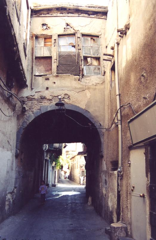 A tunnel passage in Damascian Alley