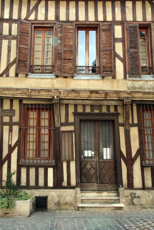 Troyes