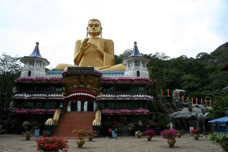 Dambulla - Golden Temple