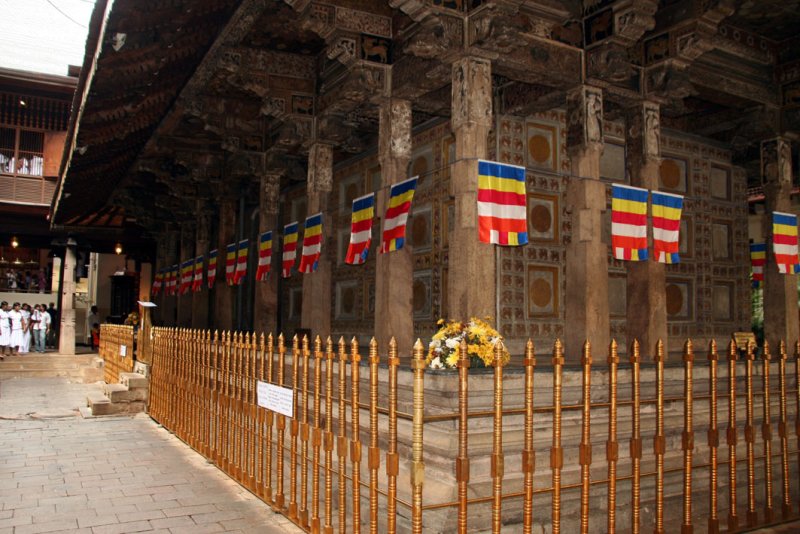 Kandy - Temple of the Sacred Tooth Relic