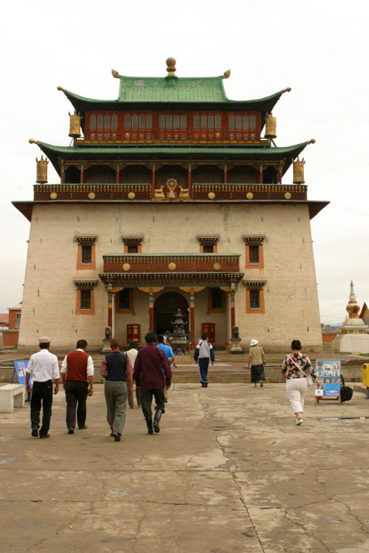 Gandan Tegchlen Monastery