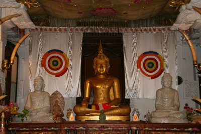 Kandy - Temple of the Sacred Tooth Relic