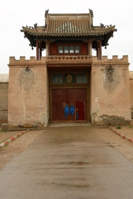 Erdene-Zu Monastery - Entry