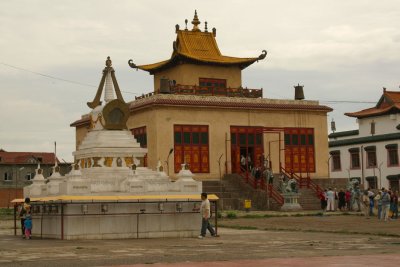 Gandan Tegchlen Monastery
