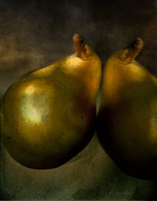 Pear in the Mirror