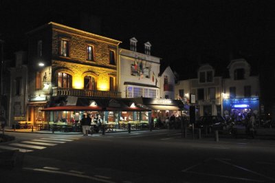 Cancale by night.JPG