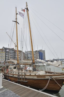 Gaff schooner T/S Rupel.JPG
