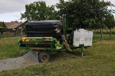 20120702-Wrapping-Machine-019.JPG