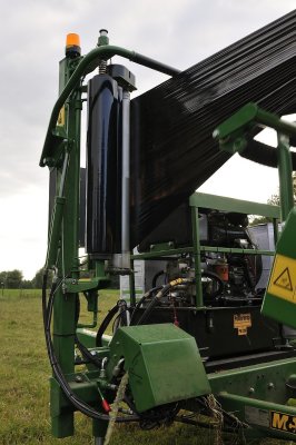 20120702-Wrapping-Machine-022.JPG
