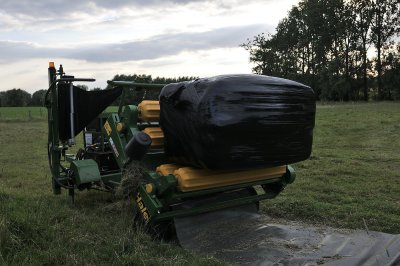 20120702-Wrapping-Machine-041.JPG