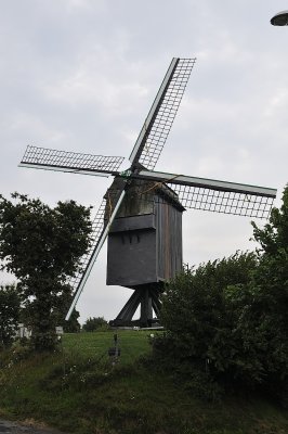 Roosdaal (O-L-V Lombeek) - Hertboom molen - Zepposmolen