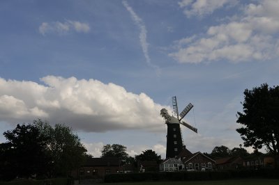 :: Windmills in Great Britain ::