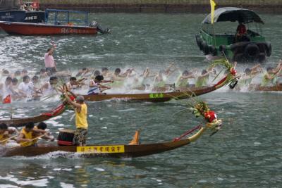Dargon Boat Race - Aberdeen Hong Kong 2006